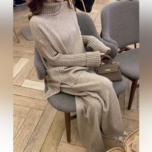 Elegant Gray Turtleneck Sweater with pants 2 pieces set